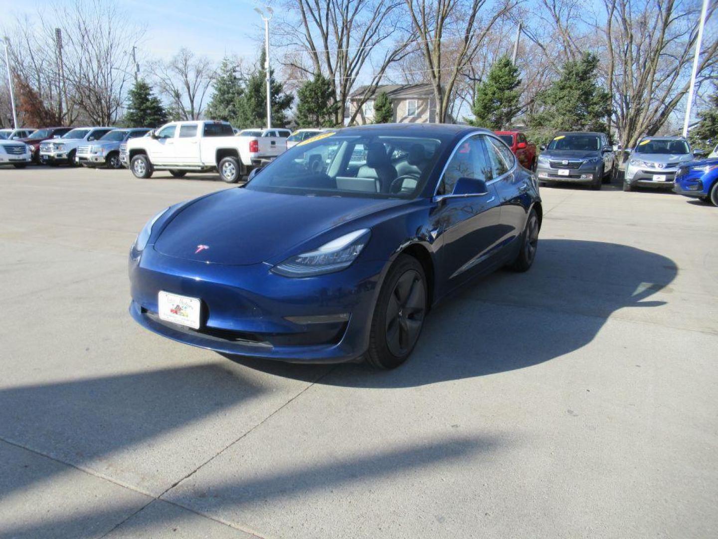2018 BLUE TESLA MODEL 3 (5YJ3E1EB5JF) , Continuously Variable transmission, located at 908 SE 14th Street, Des Moines, IA, 50317, (515) 281-0330, 41.580303, -93.597046 - Photo#0
