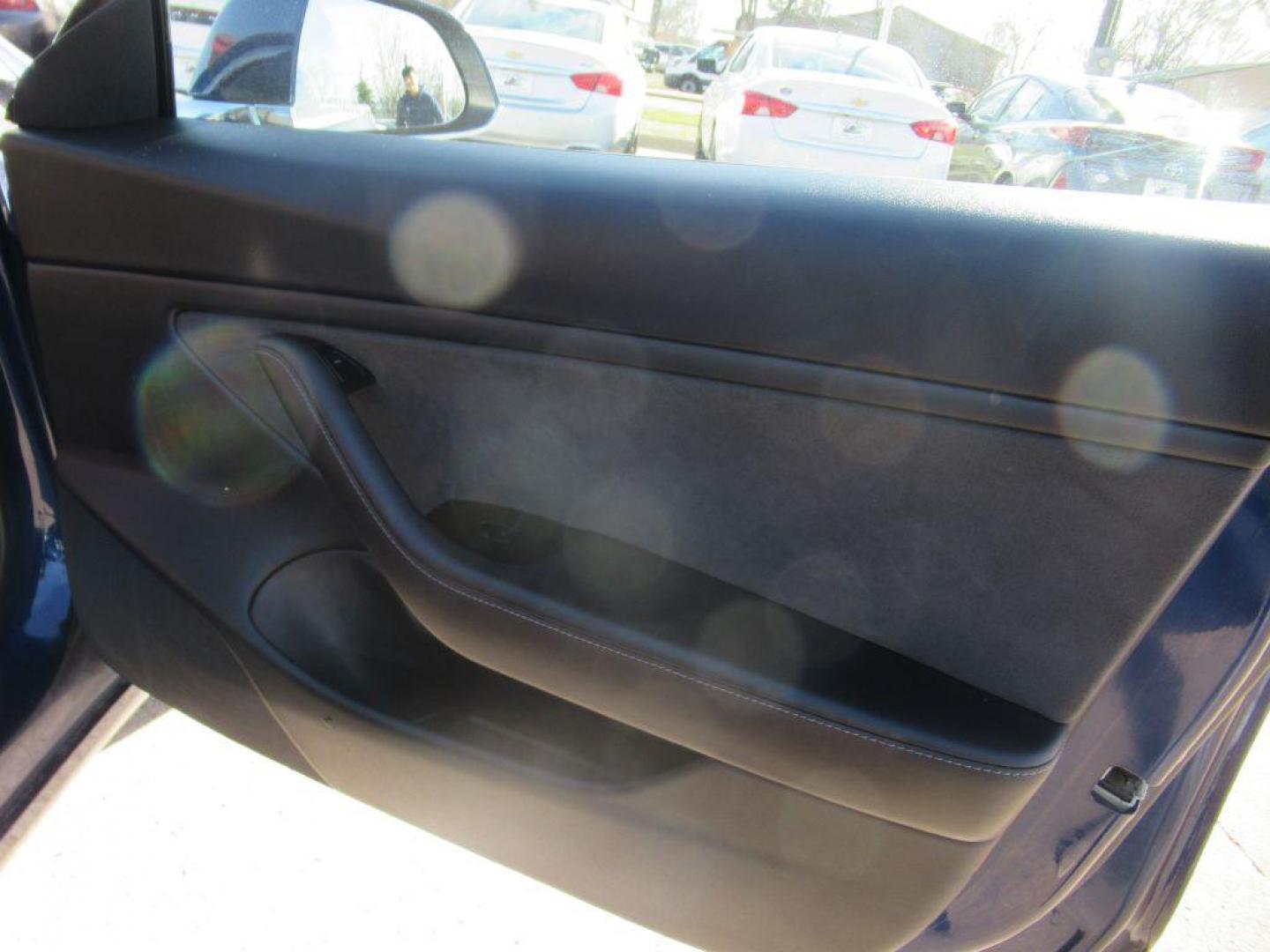 2018 BLUE TESLA MODEL 3 (5YJ3E1EB5JF) , Continuously Variable transmission, located at 908 SE 14th Street, Des Moines, IA, 50317, (515) 281-0330, 41.580303, -93.597046 - Photo#11