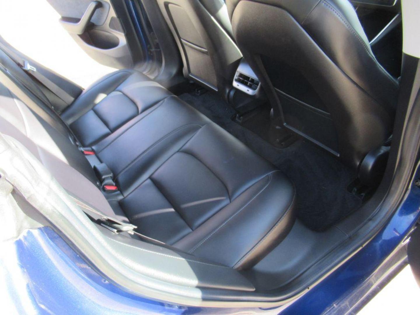 2018 BLUE TESLA MODEL 3 (5YJ3E1EB5JF) , Continuously Variable transmission, located at 908 SE 14th Street, Des Moines, IA, 50317, (515) 281-0330, 41.580303, -93.597046 - Photo#13