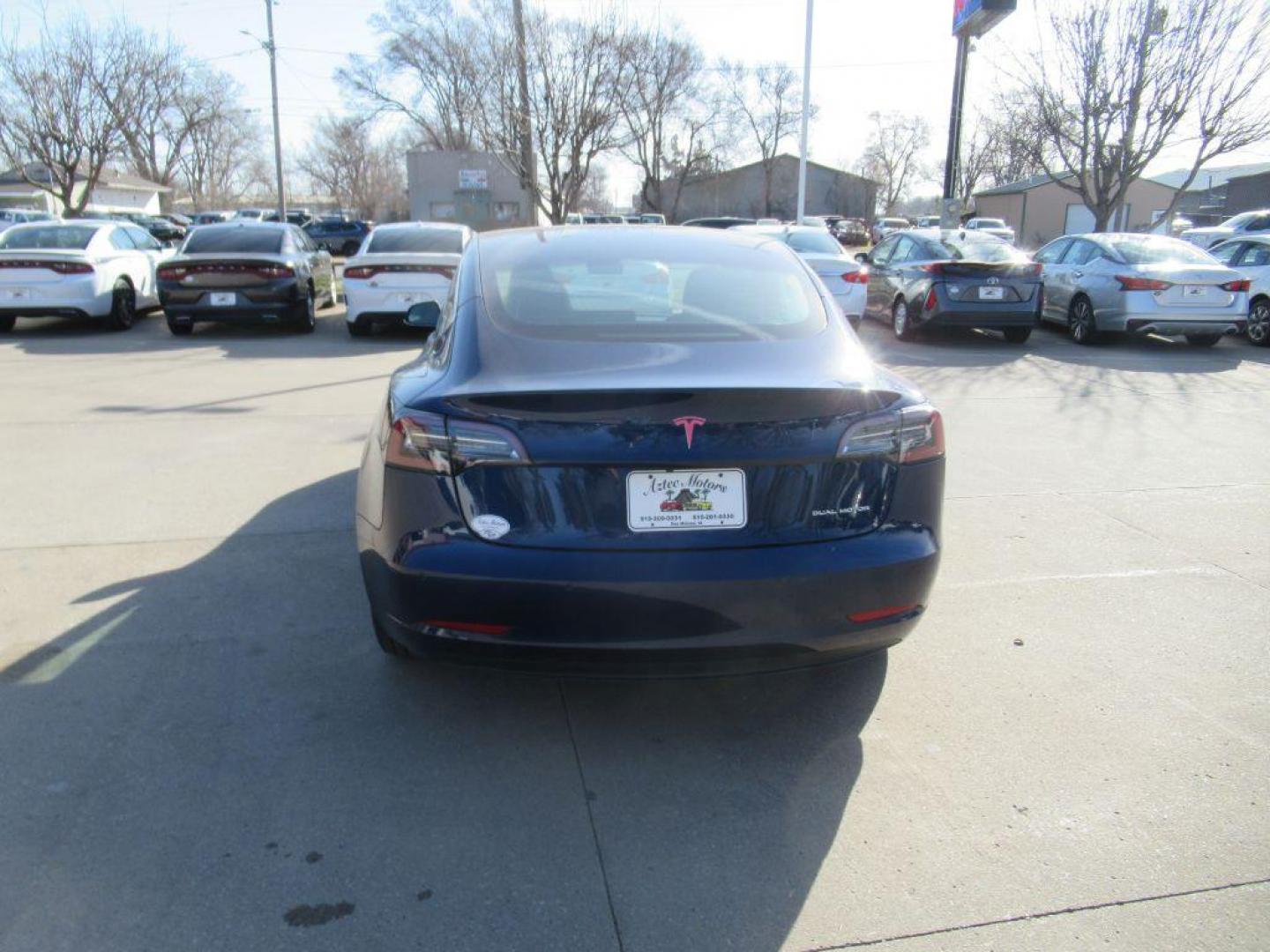 2018 BLUE TESLA MODEL 3 (5YJ3E1EB5JF) , Continuously Variable transmission, located at 908 SE 14th Street, Des Moines, IA, 50317, (515) 281-0330, 41.580303, -93.597046 - Photo#5