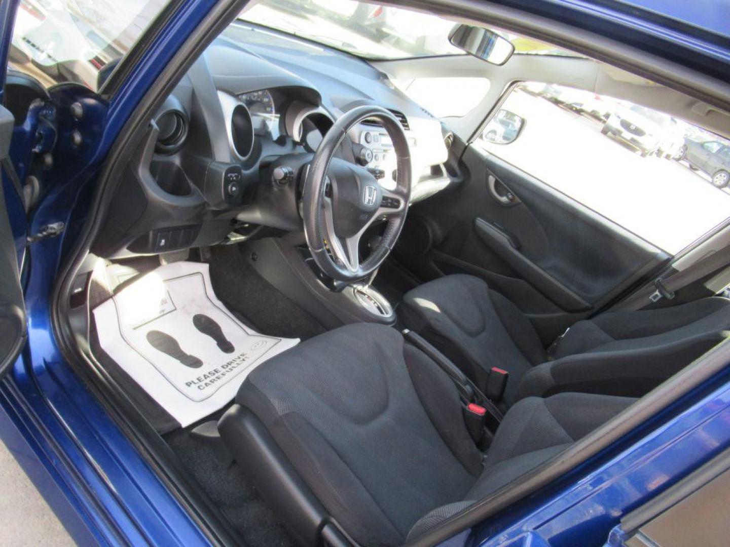 2011 BLUE HONDA FIT SPORT (JHMGE8H51BC) with an 1.5L engine, Automatic transmission, located at 908 SE 14th Street, Des Moines, IA, 50317, (515) 281-0330, 41.580303, -93.597046 - Photo#23