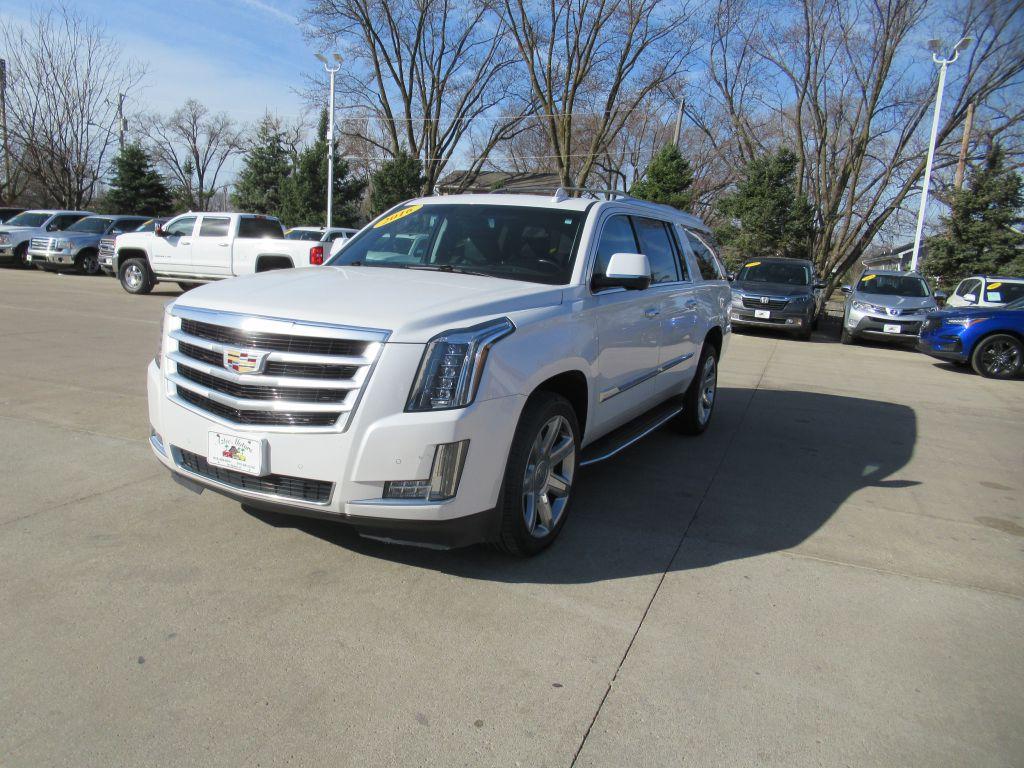 photo of 2016 CADILLAC ESCALADE ESV LUXURY