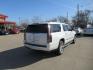 2016 WHITE CADILLAC ESCALADE ESV LUXURY (1GYS4HKJ1GR) with an 6.2L engine, Automatic transmission, located at 908 SE 14th Street, Des Moines, IA, 50317, (515) 281-0330, 41.580303, -93.597046 - Photo#4