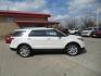 2015 WHITE FORD EXPLORER XLT (1FM5K8D81FG) with an 3.5L engine, Automatic transmission, located at 908 SE 14th Street, Des Moines, IA, 50317, (515) 281-0330, 41.580303, -93.597046 - Photo#3