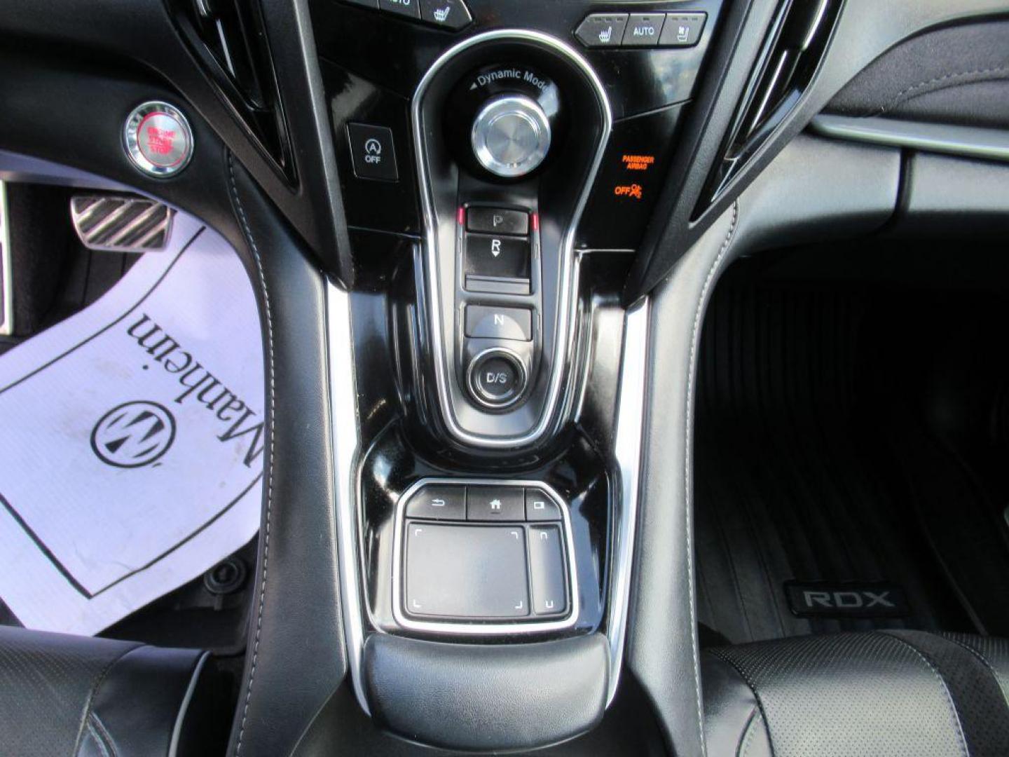 2019 BLUE ACURA RDX A-SPEC (5J8TC2H61KL) with an 2.0L engine, Automatic transmission, located at 908 SE 14th Street, Des Moines, IA, 50317, (515) 281-0330, 41.580303, -93.597046 - Photo#19