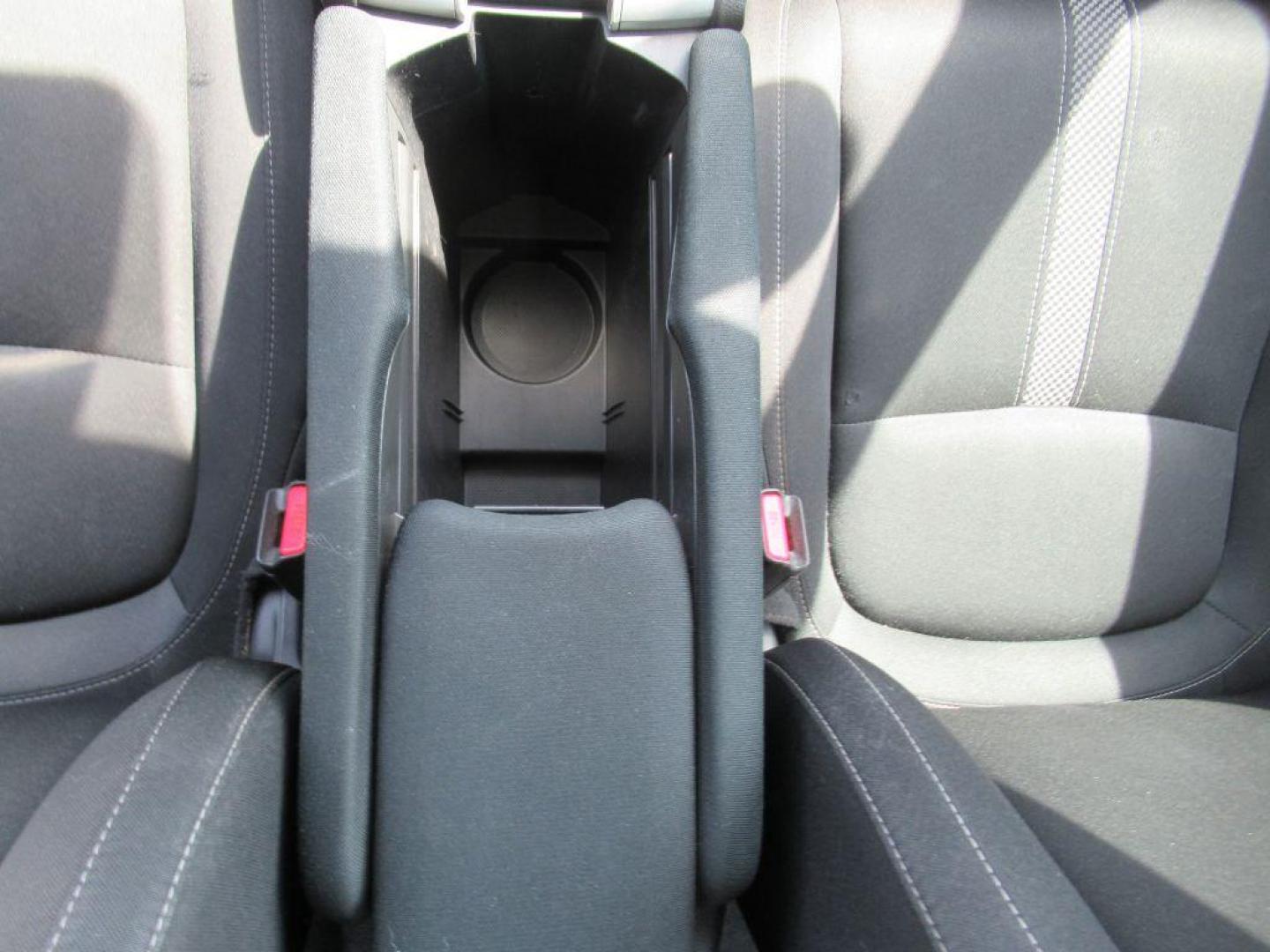 2019 BLACK HONDA CIVIC LX (2HGFC2F68KH) with an 2.0L engine, Continuously Variable transmission, located at 908 SE 14th Street, Des Moines, IA, 50317, (515) 281-0330, 41.580303, -93.597046 - Photo#18
