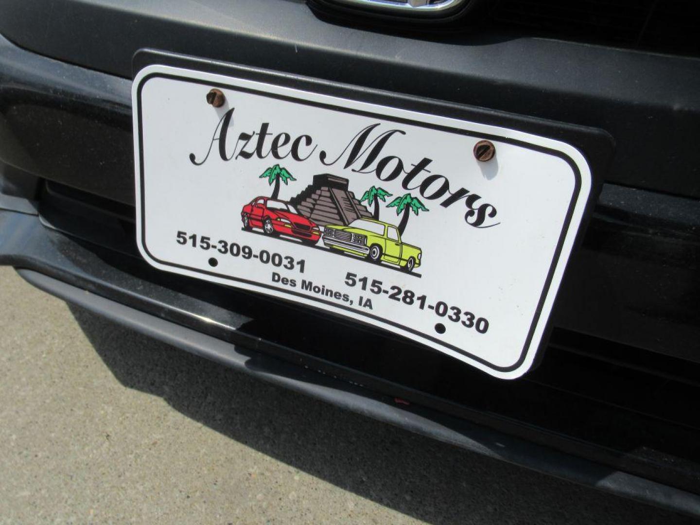2019 BLACK HONDA CIVIC LX (2HGFC2F68KH) with an 2.0L engine, Continuously Variable transmission, located at 908 SE 14th Street, Des Moines, IA, 50317, (515) 281-0330, 41.580303, -93.597046 - Photo#8