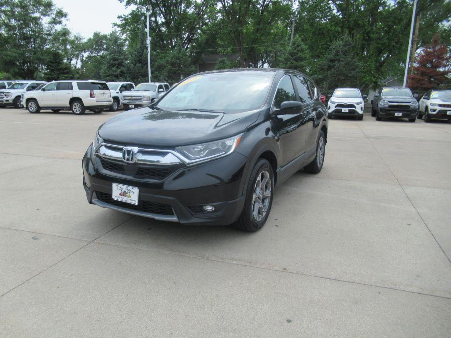 2018 BLACK HONDA CR-V EXL (2HKRW2H85JH) with an 1.5L engine, Continuously Variable transmission, located at 908 SE 14th Street, Des Moines, IA, 50317, (515) 281-0330, 41.580303, -93.597046 - Photo#0