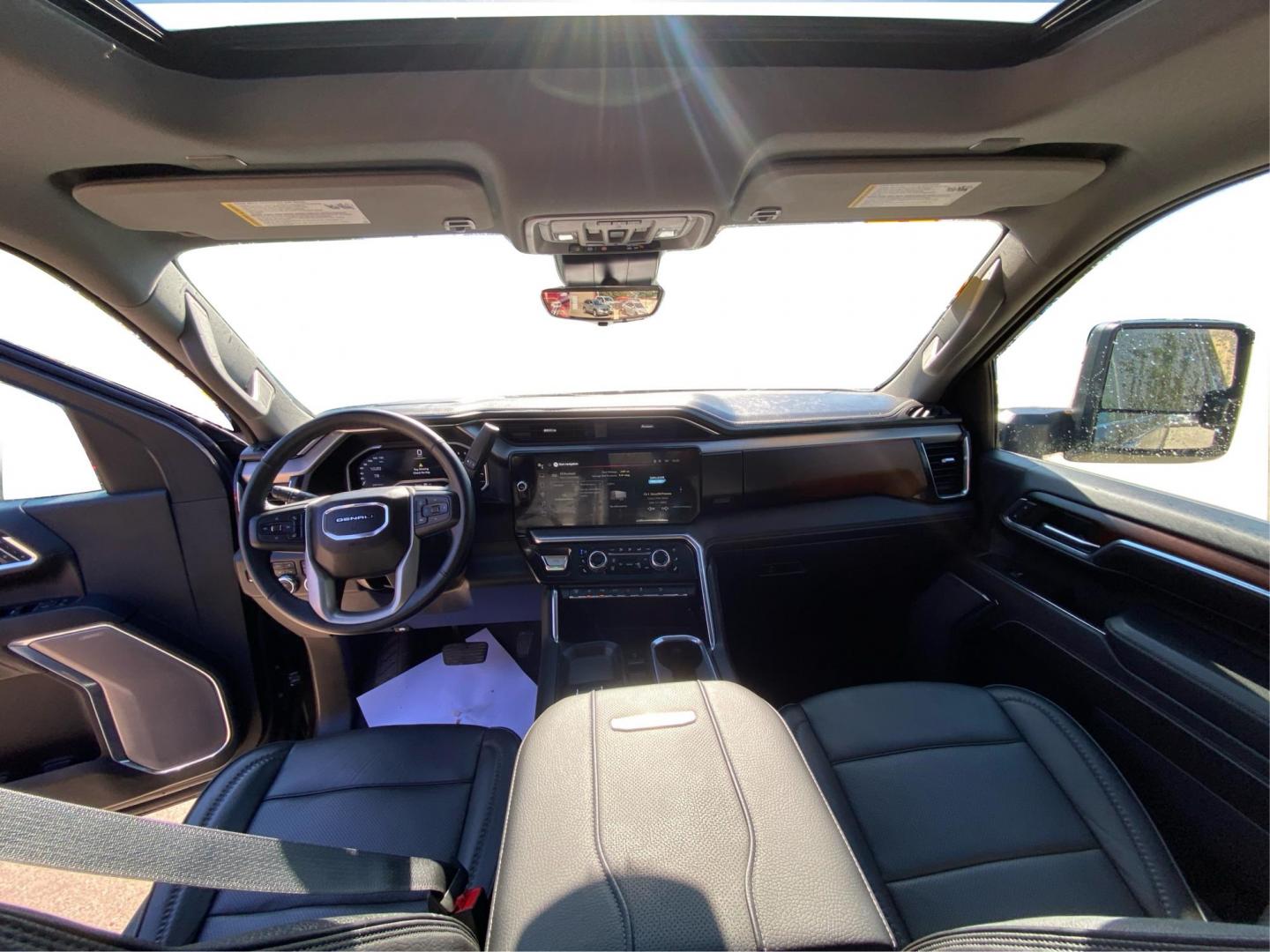 2024 BLACK GMC SIERRA 2500 DENALI (1GT19REY6RF) with an 6.6L engine, Automatic transmission, located at 908 SE 14th Street, Des Moines, IA, 50317, (515) 281-0330, 41.580303, -93.597046 - Photo#21