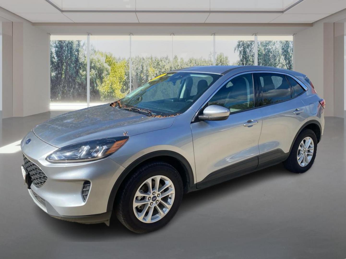 2021 SILVER FORD ESCAPE SE (1FMCU9G63MU) with an 1.5L engine, Automatic transmission, located at 908 SE 14th Street, Des Moines, IA, 50317, (515) 281-0330, 41.580303, -93.597046 - Photo#7