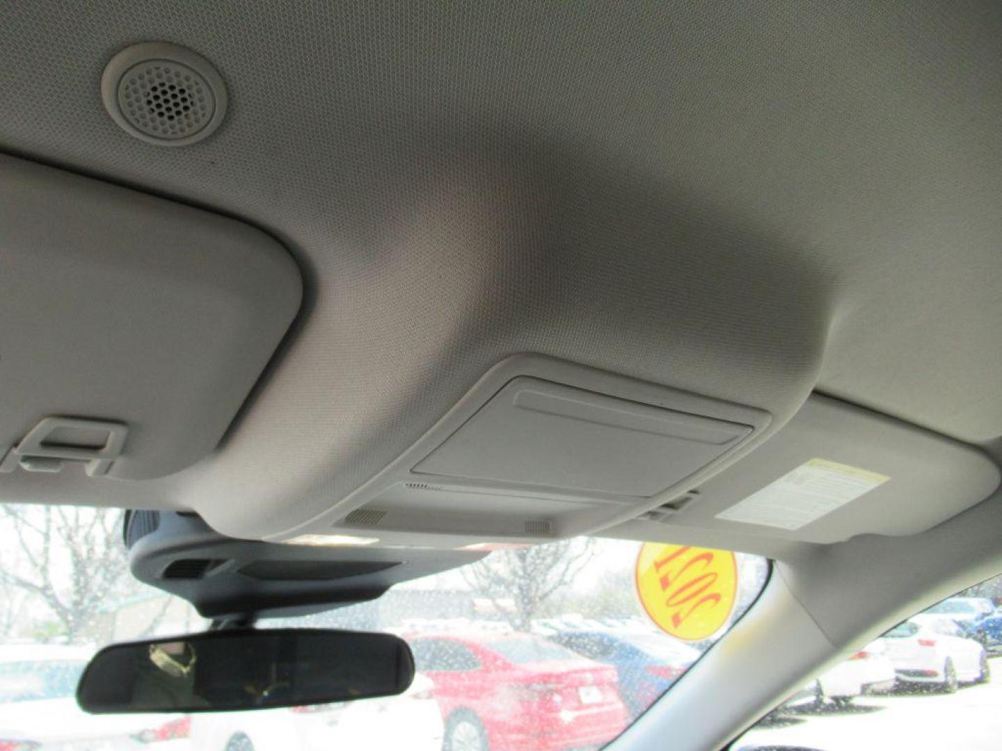 2021 SILVER FORD ESCAPE SE (1FMCU9G63MU) with an 1.5L engine, Automatic transmission, located at 908 SE 14th Street, Des Moines, IA, 50317, (515) 281-0330, 41.580303, -93.597046 - Photo#22