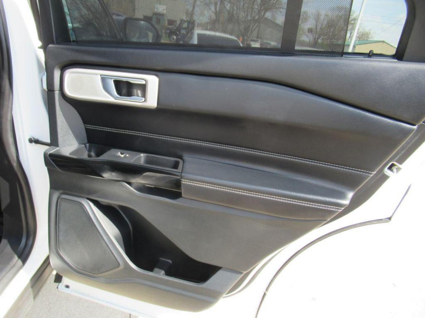2021 WHITE FORD EXPLORER ST (1FM5K8GC5MG) with an 3.0L engine, Automatic transmission, located at 908 SE 14th Street, Des Moines, IA, 50317, (515) 281-0330, 41.580303, -93.597046 - Photo#11
