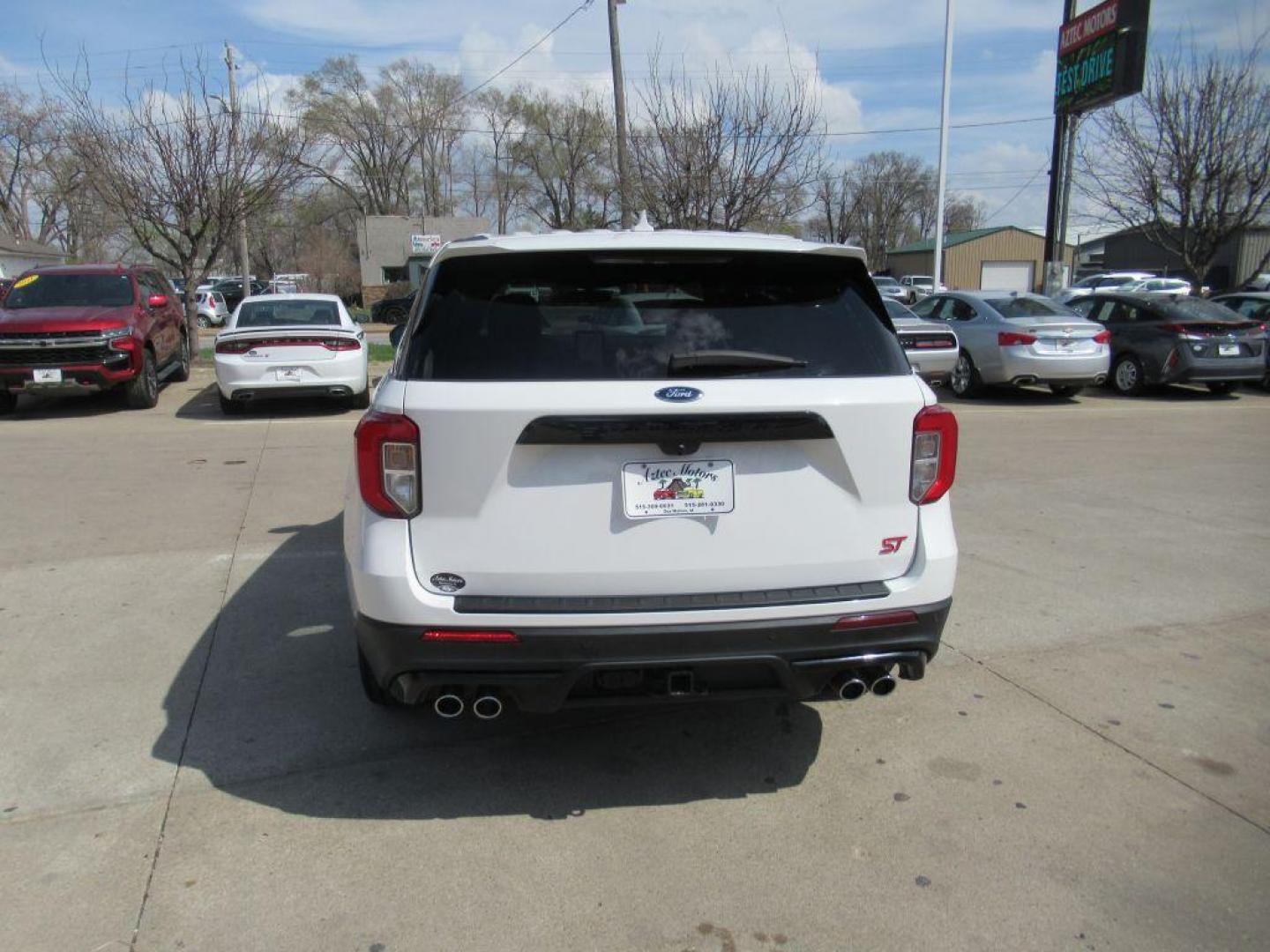 2021 WHITE FORD EXPLORER ST (1FM5K8GC5MG) with an 3.0L engine, Automatic transmission, located at 908 SE 14th Street, Des Moines, IA, 50317, (515) 281-0330, 41.580303, -93.597046 - Photo#5