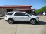 2016 WHITE GMC ACADIA SLE (1GKKRNED5GJ) with an 3.6L engine, Automatic transmission, located at 908 SE 14th Street, Des Moines, IA, 50317, (515) 281-0330, 41.580303, -93.597046 - Photo#3