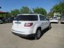 2016 WHITE GMC ACADIA SLE (1GKKRNED5GJ) with an 3.6L engine, Automatic transmission, located at 908 SE 14th Street, Des Moines, IA, 50317, (515) 281-0330, 41.580303, -93.597046 - Photo#4