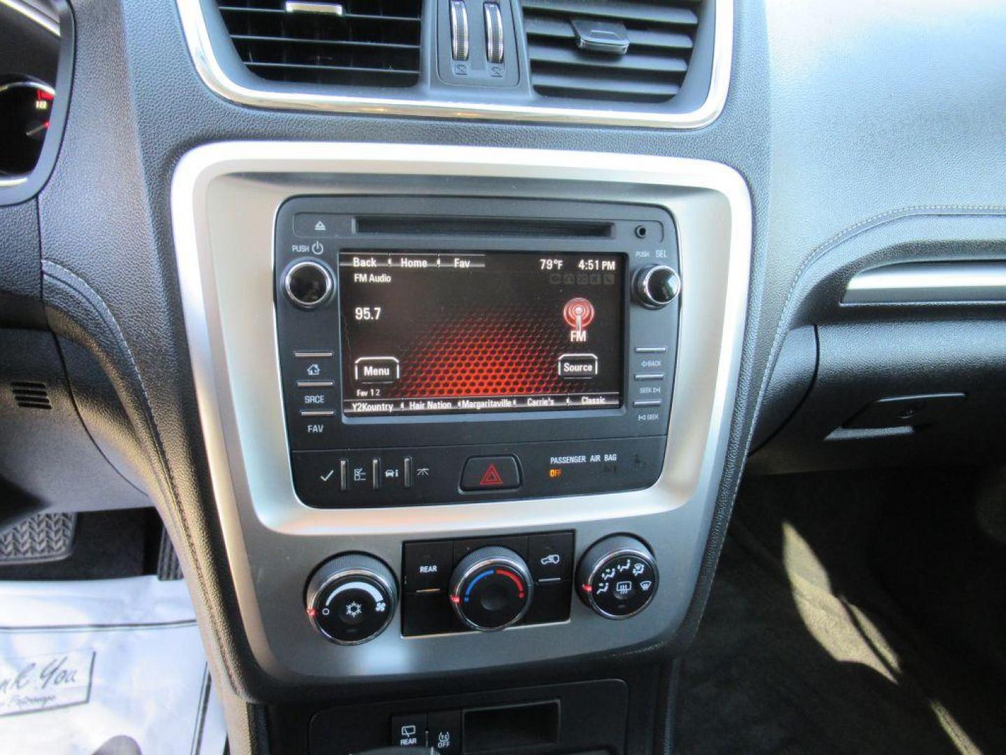 2016 WHITE GMC ACADIA SLE (1GKKRNED5GJ) with an 3.6L engine, Automatic transmission, located at 908 SE 14th Street, Des Moines, IA, 50317, (515) 281-0330, 41.580303, -93.597046 - Photo#21