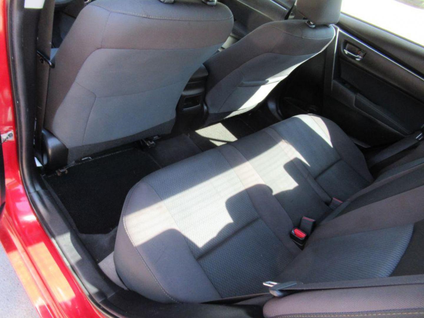 2018 RED TOYOTA COROLLA L (5YFBURHE2JP) with an 1.8L engine, Continuously Variable transmission, located at 908 SE 14th Street, Des Moines, IA, 50317, (515) 281-0330, 41.580303, -93.597046 - Photo#15