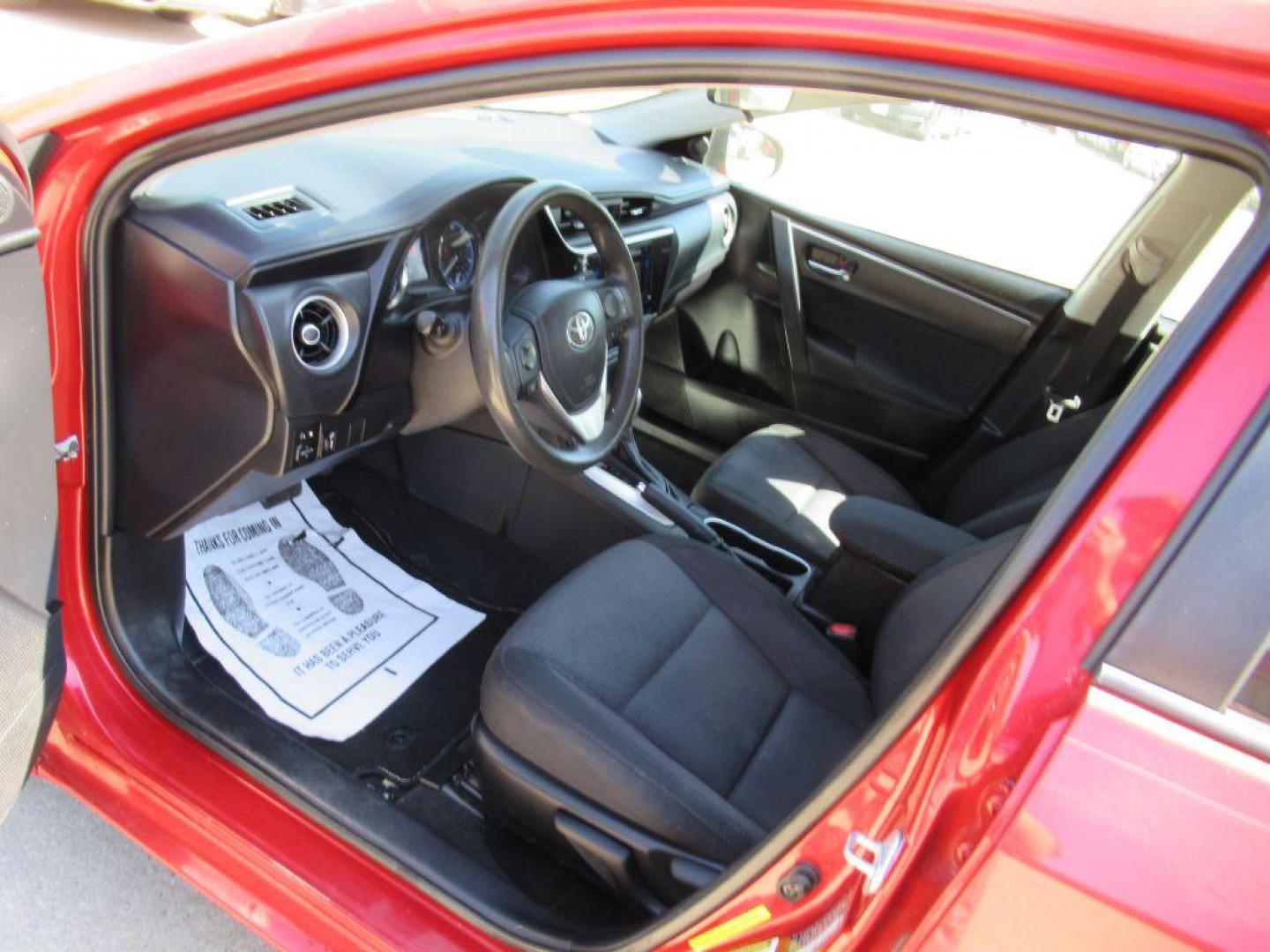 2018 RED TOYOTA COROLLA L (5YFBURHE2JP) with an 1.8L engine, Continuously Variable transmission, located at 908 SE 14th Street, Des Moines, IA, 50317, (515) 281-0330, 41.580303, -93.597046 - Photo#25