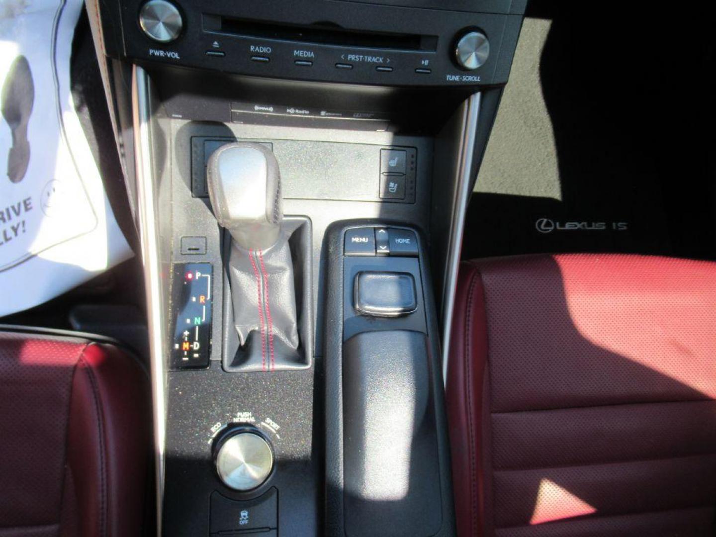 2016 WHITE LEXUS IS 300 (JTHCM1D25G5) with an 3.5L engine, Automatic transmission, located at 908 SE 14th Street, Des Moines, IA, 50317, (515) 281-0330, 41.580303, -93.597046 - Photo#19