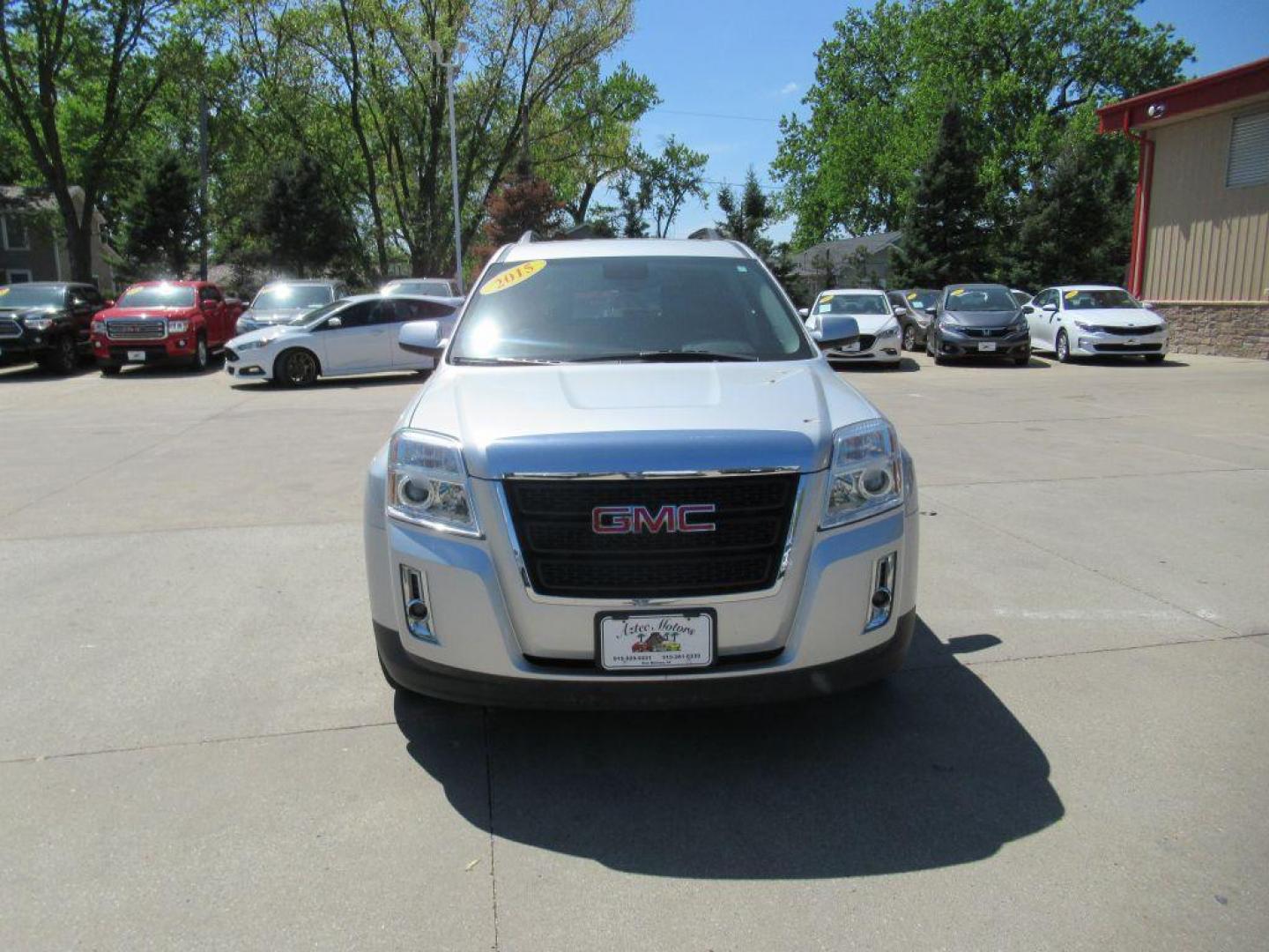 2015 SILVER GMC TERRAIN SLT (2GKALSEK5F6) with an 2.4L engine, Automatic transmission, located at 908 SE 14th Street, Des Moines, IA, 50317, (515) 281-0330, 41.580303, -93.597046 - Photo#1