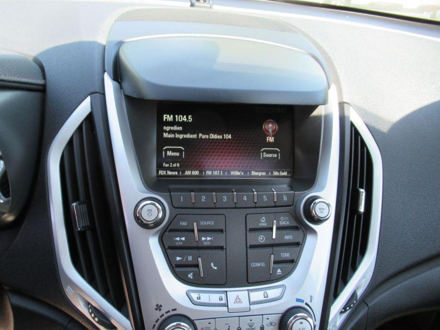 2015 SILVER GMC TERRAIN SLT (2GKALSEK5F6) with an 2.4L engine, Automatic transmission, located at 908 SE 14th Street, Des Moines, IA, 50317, (515) 281-0330, 41.580303, -93.597046 - Photo#21