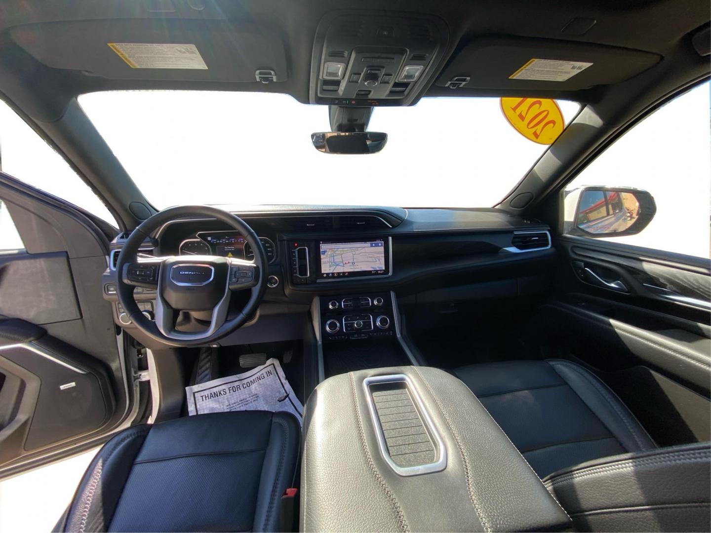 2021 WHITE GMC YUKON DENALI (1GKS2DKL4MR) with an 6.2L engine, Automatic transmission, located at 908 SE 14th Street, Des Moines, IA, 50317, (515) 281-0330, 41.580303, -93.597046 - Photo#22