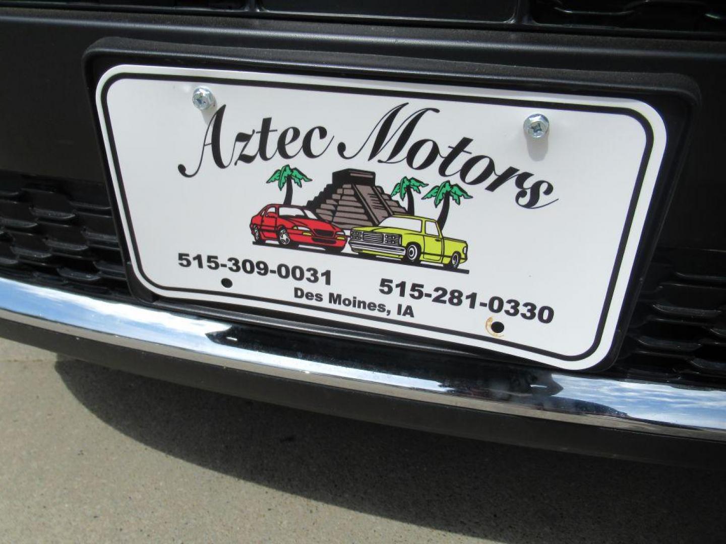 2022 SILVER JEEP GRAND CHEROKEE L LAREDO (1C4RJKAG7N8) with an 3.6L engine, Automatic transmission, located at 908 SE 14th Street, Des Moines, IA, 50317, (515) 281-0330, 41.580303, -93.597046 - Photo#8