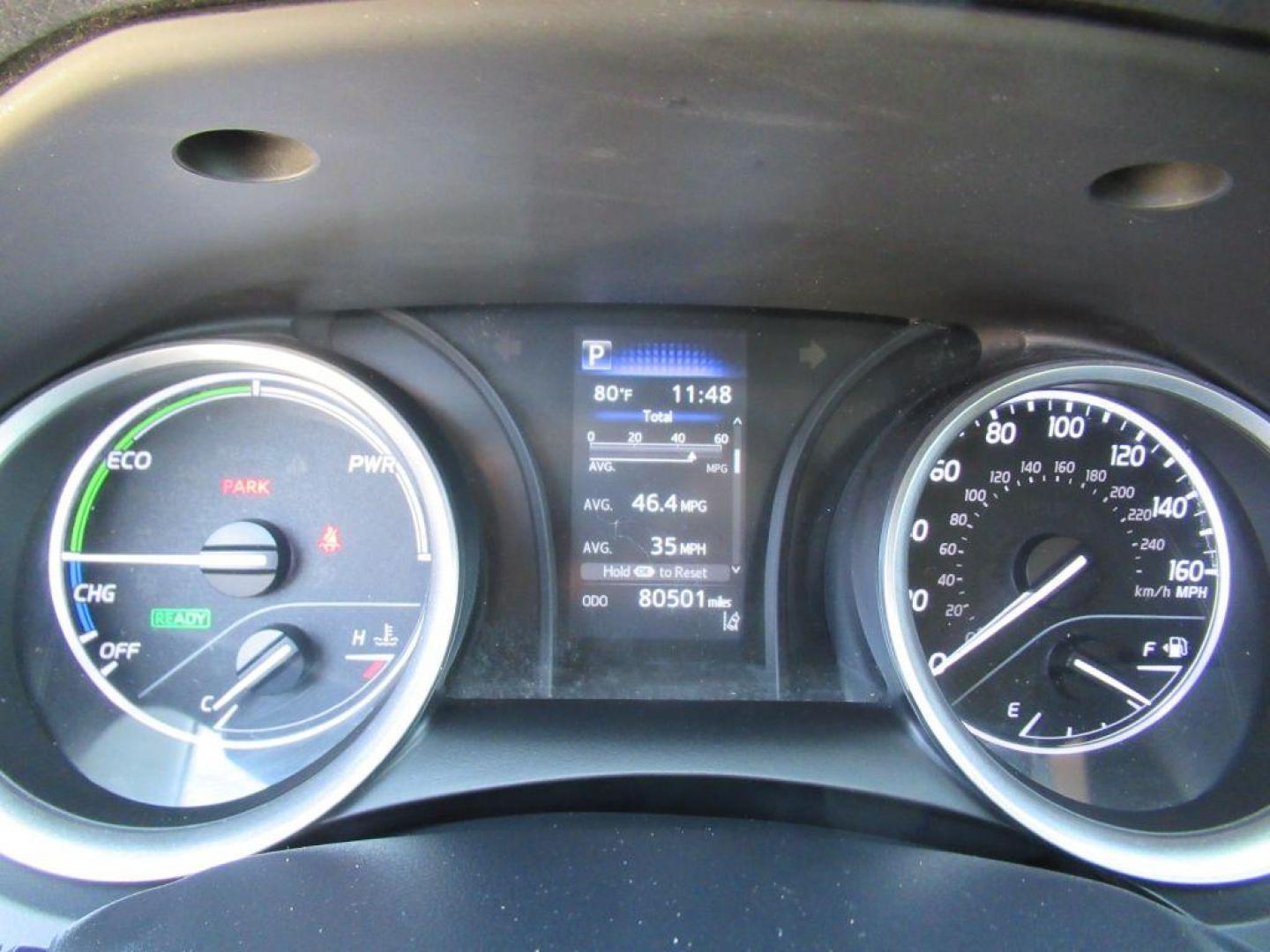 2021 WHITE TOYOTA CAMRY LE (4T1C31AKXMU) with an 2.5L engine, Continuously Variable transmission, located at 908 SE 14th Street, Des Moines, IA, 50317, (515) 281-0330, 41.580303, -93.597046 - Photo#24