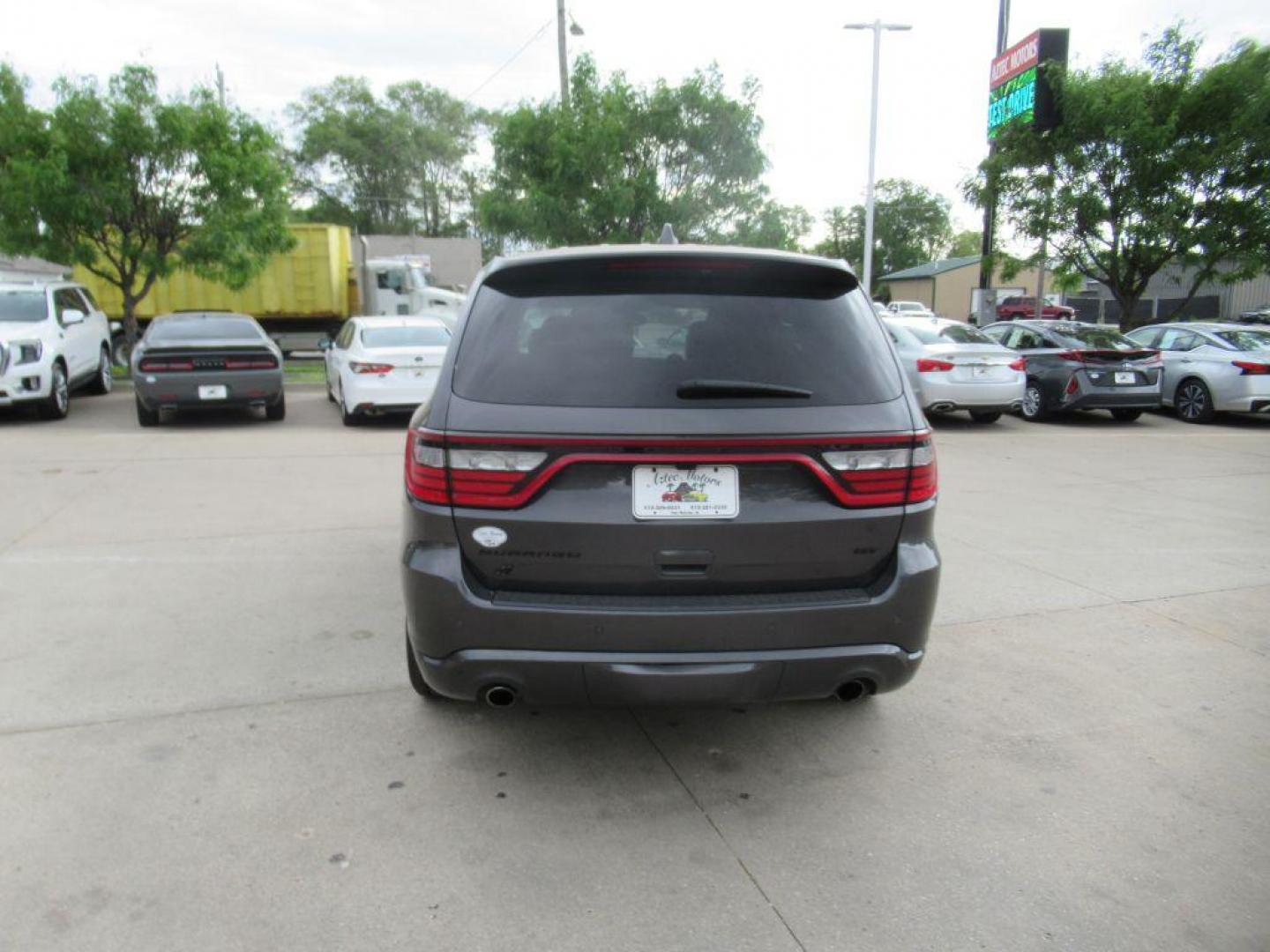 2021 GRAY DODGE DURANGO GT PLUS (1C4RDJDG6MC) with an 3.6L engine, Automatic transmission, located at 908 SE 14th Street, Des Moines, IA, 50317, (515) 281-0330, 41.580303, -93.597046 - Photo#5