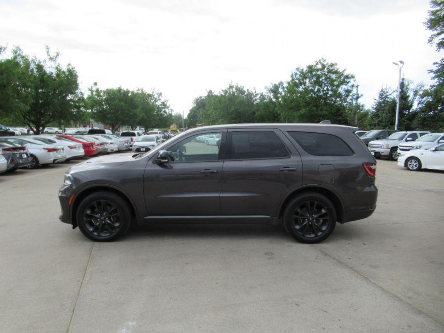 2021 GRAY DODGE DURANGO GT PLUS (1C4RDJDG6MC) with an 3.6L engine, Automatic transmission, located at 908 SE 14th Street, Des Moines, IA, 50317, (515) 281-0330, 41.580303, -93.597046 - Photo#7