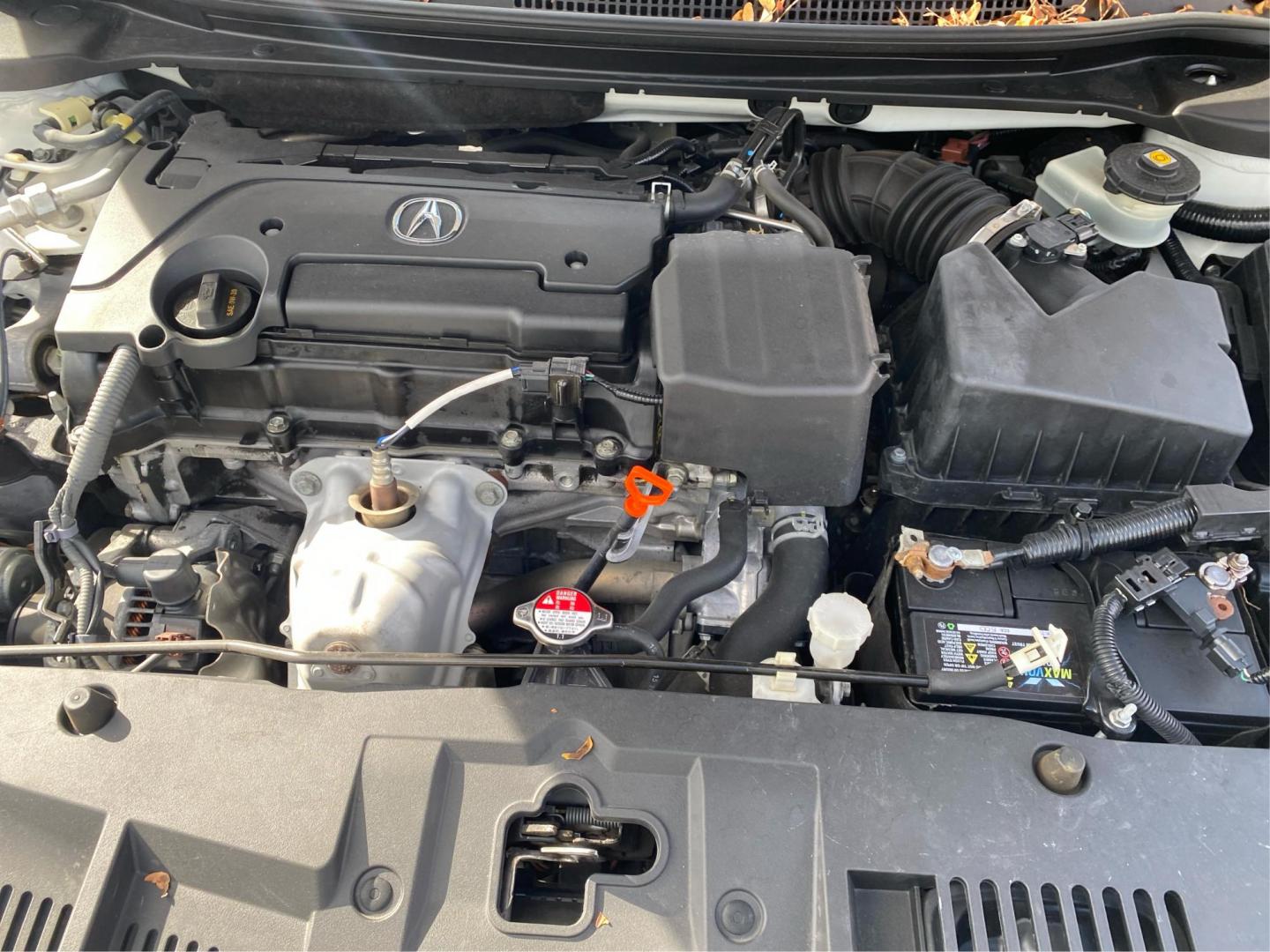 2017 WHITE ACURA ILX PREMIUM (19UDE2F70HA) with an 2.4L engine, Automatic transmission, located at 908 SE 14th Street, Des Moines, IA, 50317, (515) 281-0330, 41.580303, -93.597046 - Photo#10