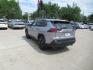 2019 SILVER TOYOTA RAV4 XLE (2T3RWRFV4KW) with an 2.5L engine, Automatic transmission, located at 908 SE 14th Street, Des Moines, IA, 50317, (515) 281-0330, 41.580303, -93.597046 - Photo#6