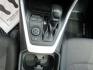 2019 SILVER TOYOTA RAV4 XLE (2T3RWRFV4KW) with an 2.5L engine, Automatic transmission, located at 908 SE 14th Street, Des Moines, IA, 50317, (515) 281-0330, 41.580303, -93.597046 - Photo#19