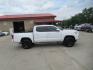2019 WHITE TOYOTA TACOMA DOUBLE CAB (3TMCZ5AN8KM) with an 3.5L engine, Automatic transmission, located at 908 SE 14th Street, Des Moines, IA, 50317, (515) 281-0330, 41.580303, -93.597046 - Photo#3