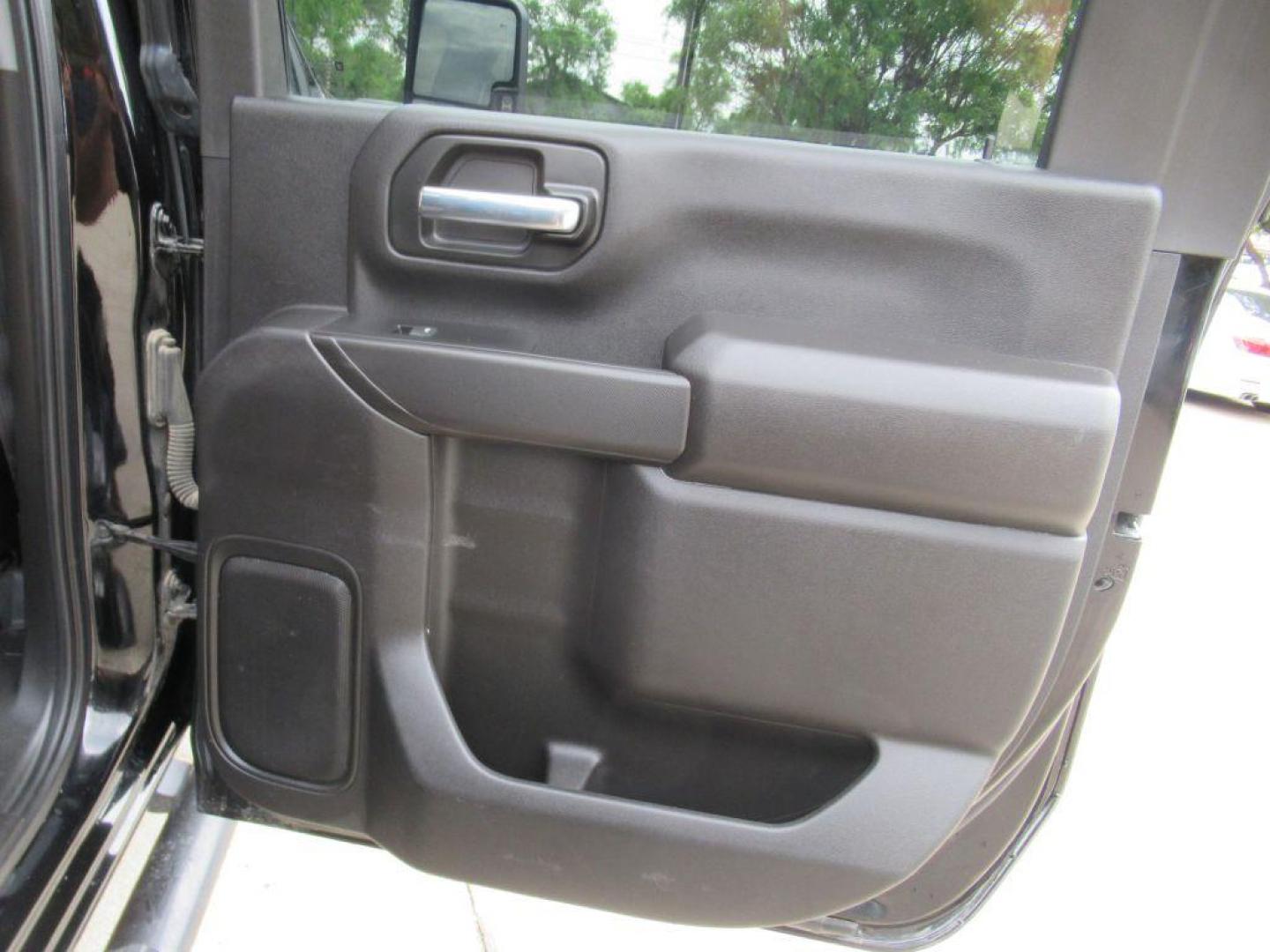 2024 BLACK CHEVROLET SILVERADO 2500 CUSTOM (1GC4YMEY2RF) with an 6.6L engine, Automatic transmission, located at 908 SE 14th Street, Des Moines, IA, 50317, (515) 281-0330, 41.580303, -93.597046 - Photo#11