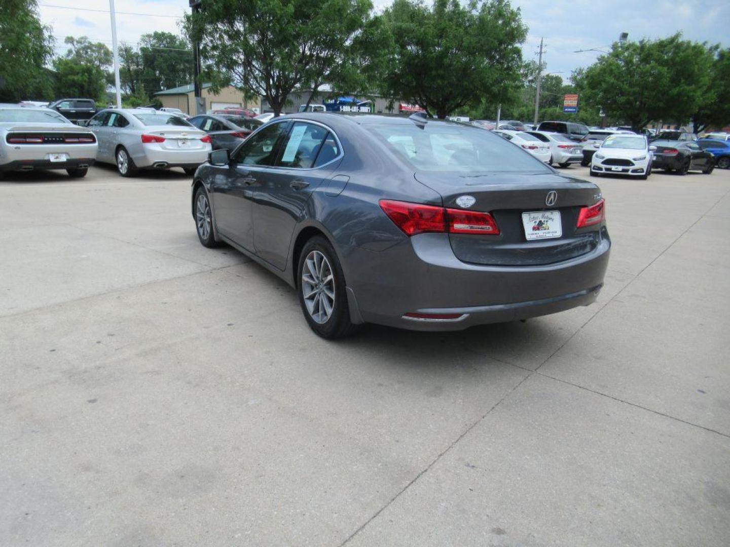 2018 SILVER ACURA TLX TECH (19UUB1F50JA) with an 2.4L engine, Continuously Variable transmission, located at 908 SE 14th Street, Des Moines, IA, 50317, (515) 281-0330, 41.580303, -93.597046 - Photo#6