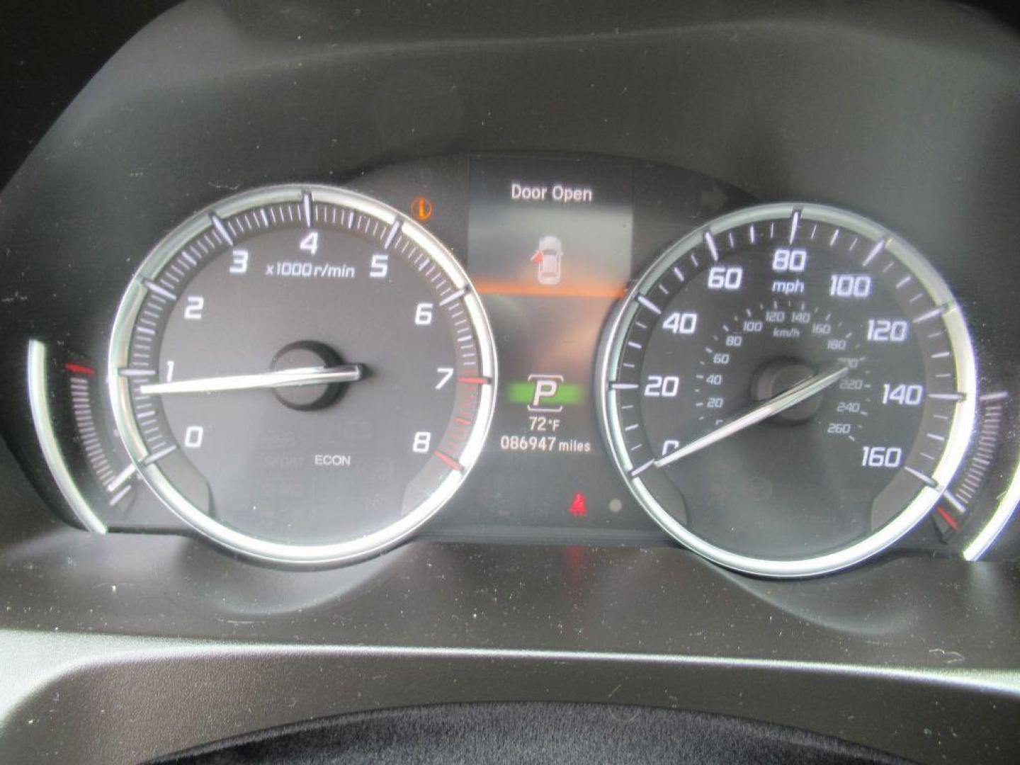 2018 SILVER ACURA TLX TECH (19UUB1F50JA) with an 2.4L engine, Continuously Variable transmission, located at 908 SE 14th Street, Des Moines, IA, 50317, (515) 281-0330, 41.580303, -93.597046 - Photo#25
