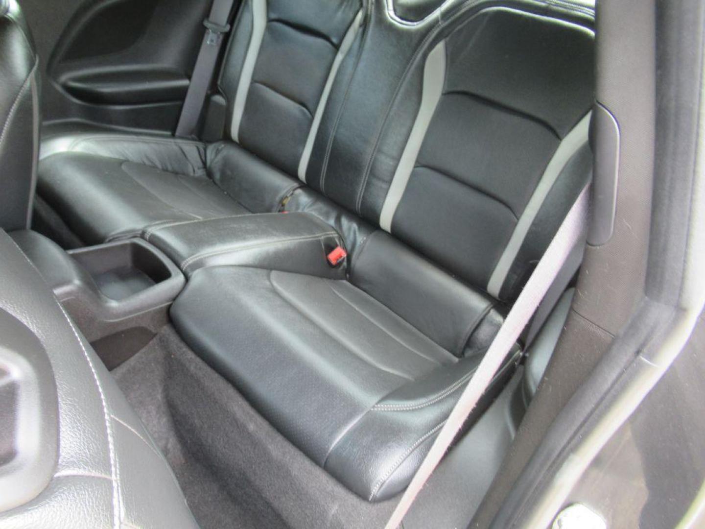 2016 GRAY CHEVROLET CAMARO LT (1G1FB1RS9G0) with an 3.6L engine, Automatic transmission, located at 908 SE 14th Street, Des Moines, IA, 50317, (515) 281-0330, 41.580303, -93.597046 - Photo#13