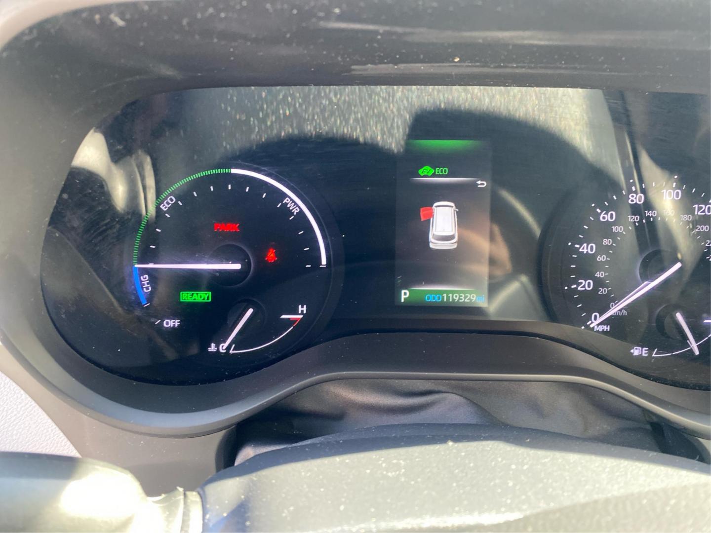 2022 BLACK TOYOTA SIENNA LE (5TDKSKFC5NS) with an 2.5L engine, Continuously Variable transmission, located at 908 SE 14th Street, Des Moines, IA, 50317, (515) 281-0330, 41.580303, -93.597046 - Photo#15