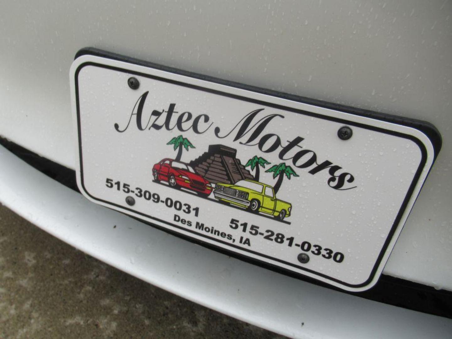 2021 WHITE TESLA MODEL 3 (5YJ3E1EB4MF) , Continuously Variable transmission, located at 908 SE 14th Street, Des Moines, IA, 50317, (515) 281-0330, 41.580303, -93.597046 - Photo#8