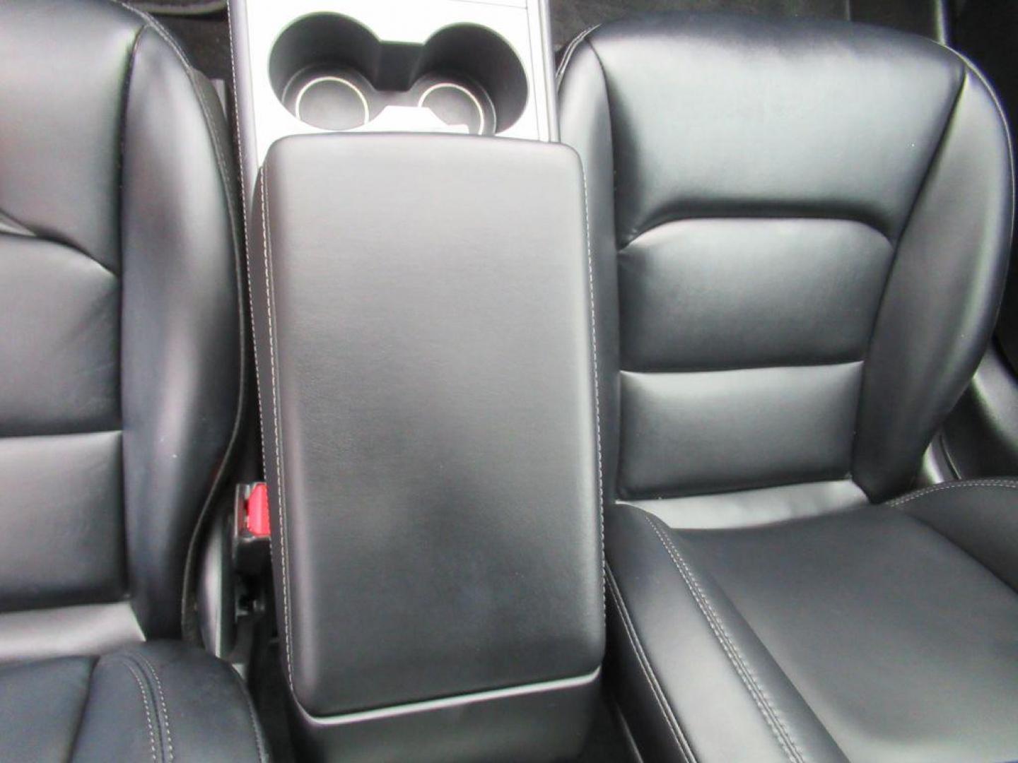 2021 WHITE TESLA MODEL 3 (5YJ3E1EB4MF) , Continuously Variable transmission, located at 908 SE 14th Street, Des Moines, IA, 50317, (515) 281-0330, 41.580303, -93.597046 - Photo#18