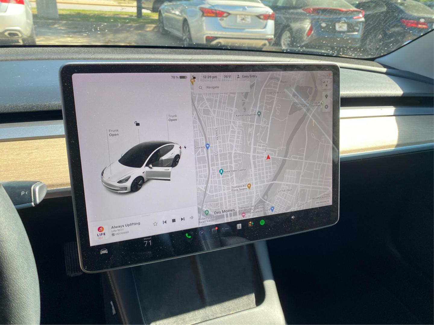 2021 WHITE TESLA MODEL 3 (5YJ3E1EB4MF) , Continuously Variable transmission, located at 908 SE 14th Street, Des Moines, IA, 50317, (515) 281-0330, 41.580303, -93.597046 - Photo#13