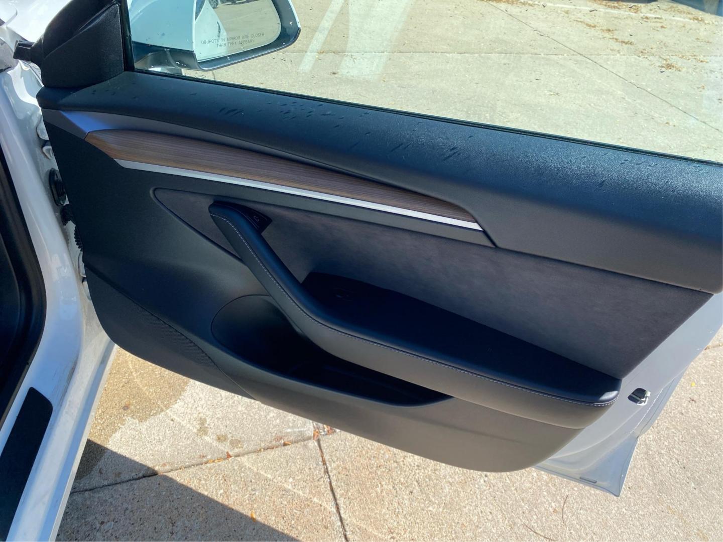 2021 WHITE TESLA MODEL 3 (5YJ3E1EB4MF) , Continuously Variable transmission, located at 908 SE 14th Street, Des Moines, IA, 50317, (515) 281-0330, 41.580303, -93.597046 - Photo#16