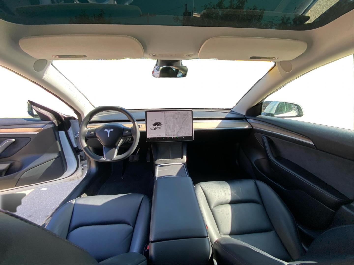 2021 WHITE TESLA MODEL 3 (5YJ3E1EB4MF) , Continuously Variable transmission, located at 908 SE 14th Street, Des Moines, IA, 50317, (515) 281-0330, 41.580303, -93.597046 - Photo#18