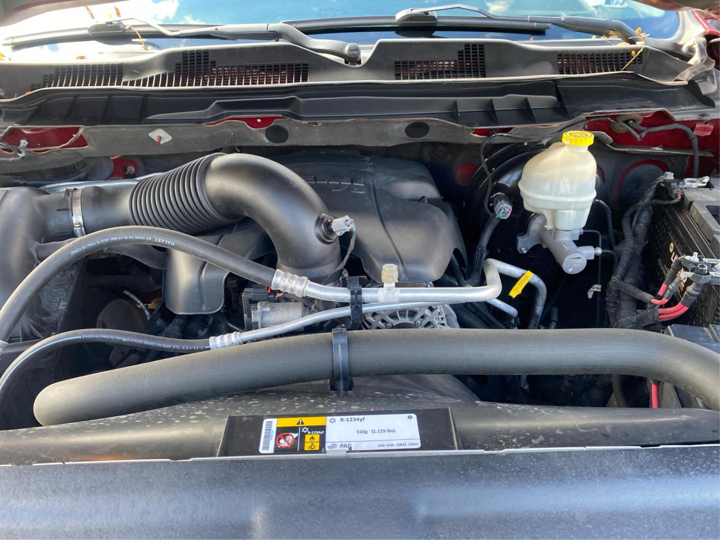 2015 MARRON RAM 1500 LONGHORN (1C6RR7PT0FS) with an 5.7L engine, Automatic transmission, located at 908 SE 14th Street, Des Moines, IA, 50317, (515) 281-0330, 41.580303, -93.597046 - Photo#10