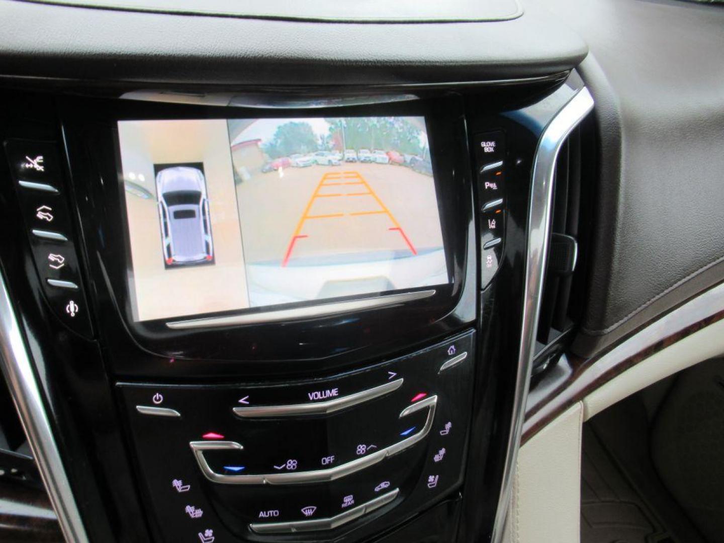 2015 GOLD CADILLAC ESCALADE PREMIUM (1GYS4NKJ4FR) with an 6.2L engine, Automatic transmission, located at 908 SE 14th Street, Des Moines, IA, 50317, (515) 281-0330, 41.580303, -93.597046 - Photo#25