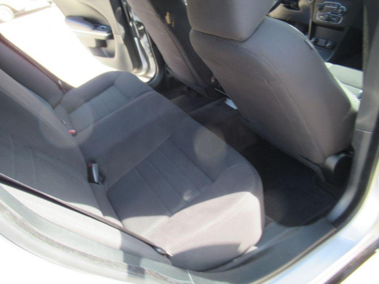 2018 SILVER DODGE CHARGER POLICE (2C3CDXKT1JH) with an 5.7L engine, Automatic transmission, located at 908 SE 14th Street, Des Moines, IA, 50317, (515) 281-0330, 41.580303, -93.597046 - Photo#14