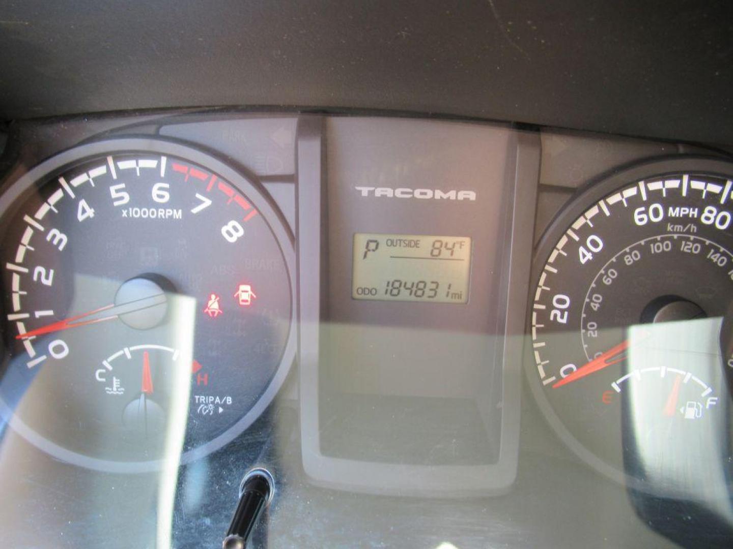 2016 GRAY TOYOTA TACOMA DOUBLE CAB (5TFCZ5AN0GX) with an 3.5L engine, Automatic transmission, located at 908 SE 14th Street, Des Moines, IA, 50317, (515) 281-0330, 41.580303, -93.597046 - Photo#24