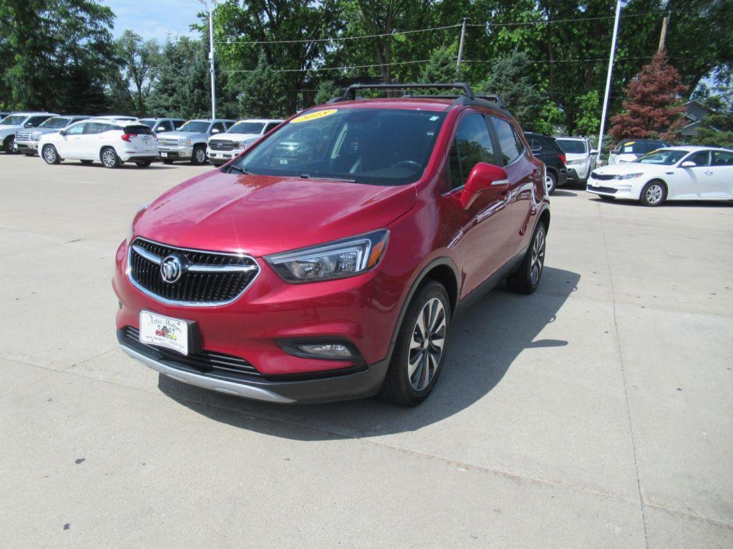 2018 RED BUICK ENCORE PREFERRED II (KL4CJFSB1JB) with an 1.4L engine, Automatic transmission, located at 908 SE 14th Street, Des Moines, IA, 50317, (515) 281-0330, 41.580303, -93.597046 - Photo#0