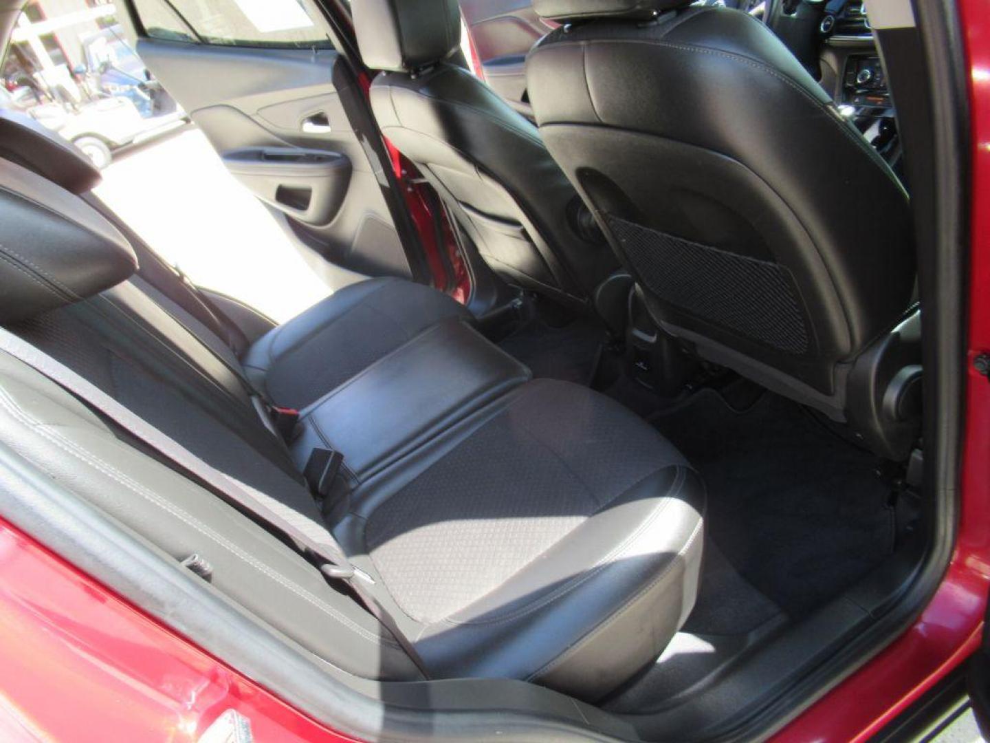 2018 RED BUICK ENCORE PREFERRED II (KL4CJFSB1JB) with an 1.4L engine, Automatic transmission, located at 908 SE 14th Street, Des Moines, IA, 50317, (515) 281-0330, 41.580303, -93.597046 - Photo#14
